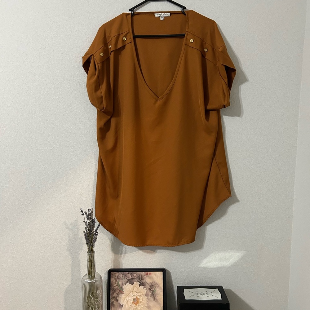 Speed Limit MPH Cognac Blouse, Size:2X, Never Worn